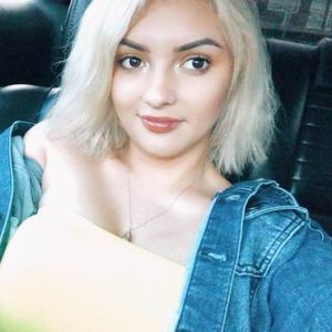 Meet your Posher, Stephanie